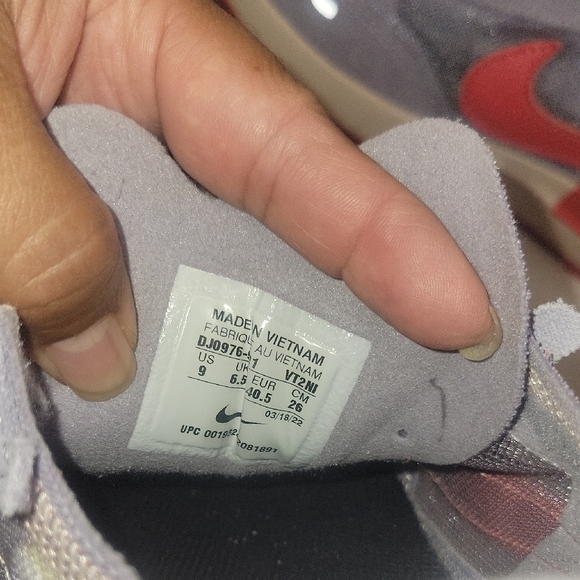 Nike Purple and Pink Athletic Sneakers Sz9 - Picture 5 of 10